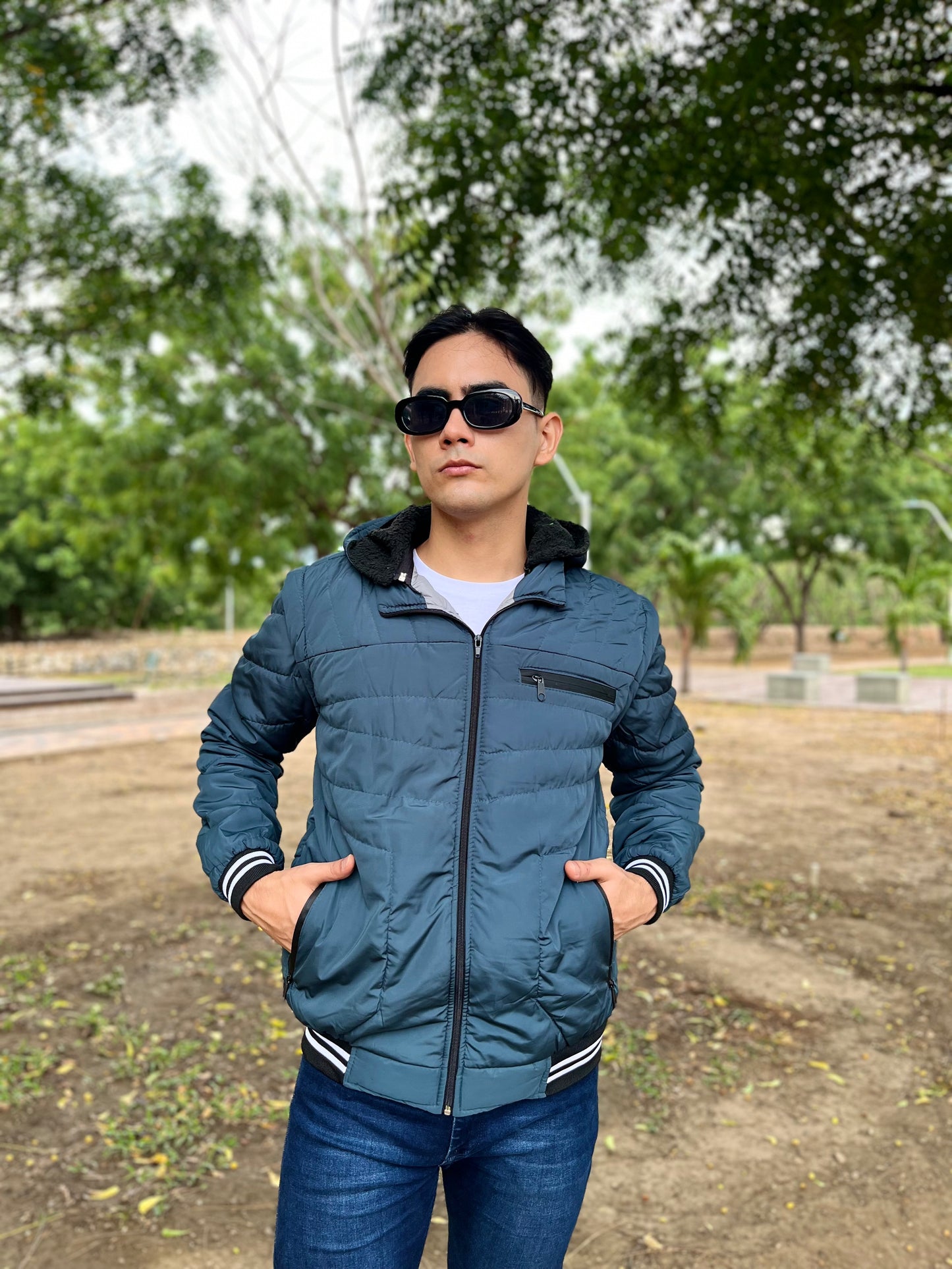 CHAQUETA CABALLERO CONVERTIBLE A CHALECO CON OVEJERO-UNICOLOR HVM