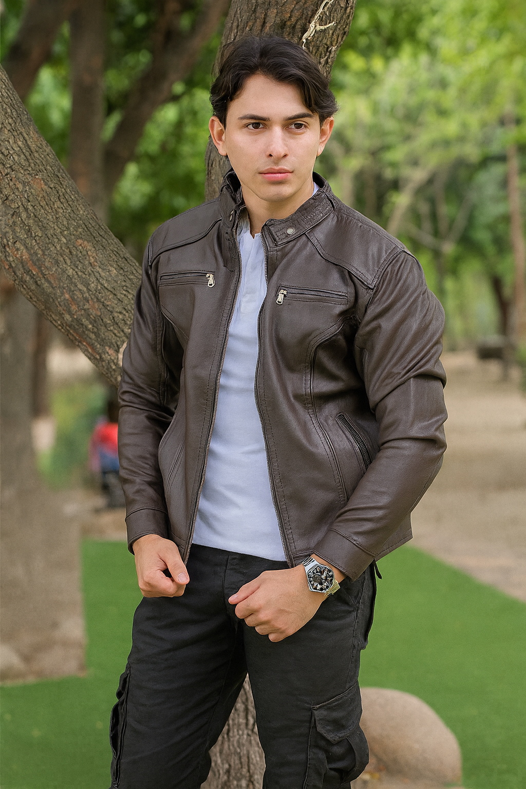 CHAQUETA CABALLERO CUERINA CON CUELLO DE DOBLE BROCHE-VENA BROCHE