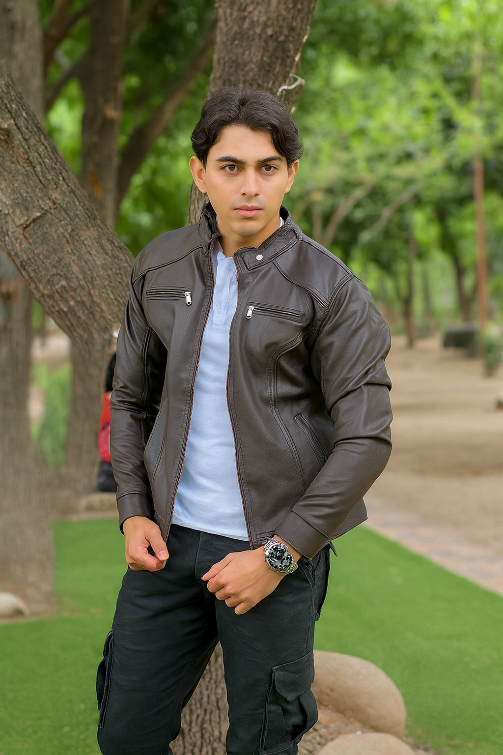 CHAQUETA CABALLERO CUERINA CON CUELLO DE DOBLE BROCHE-VENA BROCHE