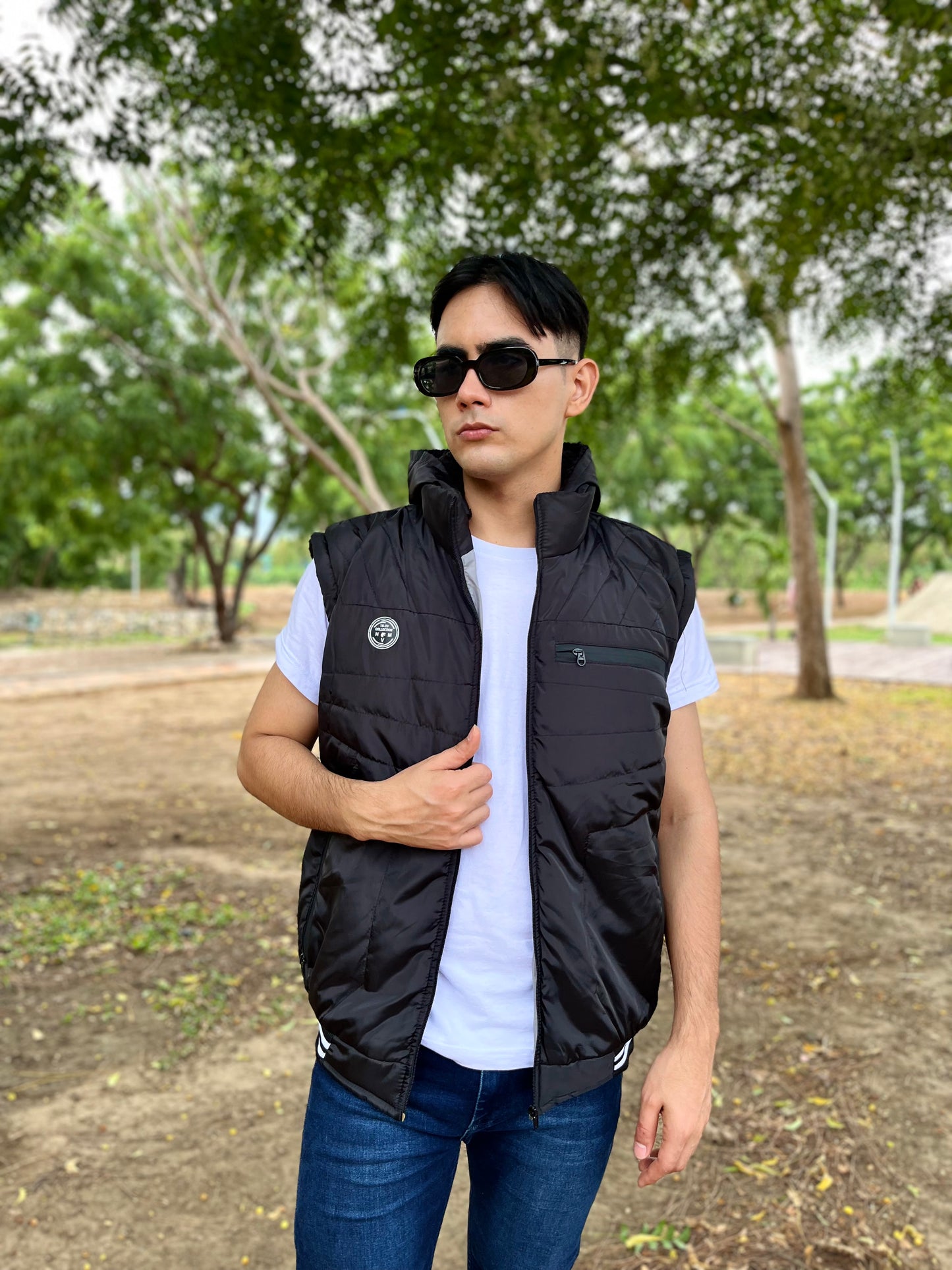 CHAQUETA CABALLERO CONVERTIBLE A CHALECO CON OVEJERO-UNICOLOR HVM