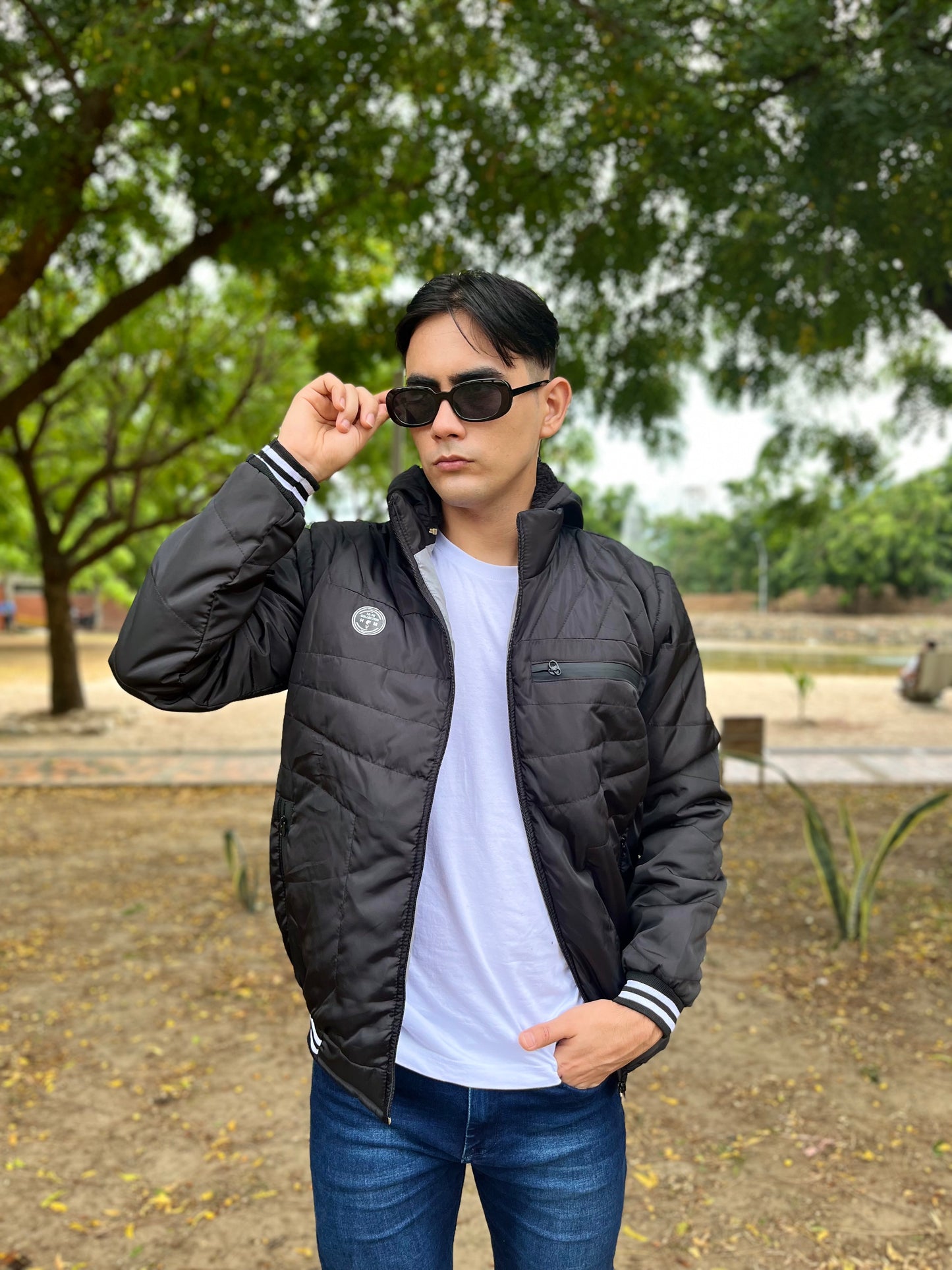 CHAQUETA CABALLERO CONVERTIBLE A CHALECO CON OVEJERO-UNICOLOR HVM